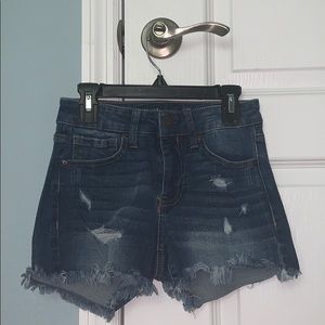 Aeropostale frayed jean shorts